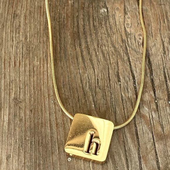 💍RUSTIC CUFF KATE FORTY EIGHT GOLD COLOR NECKLACE w/ initial “h”. ECU! - Picture 5 of 9